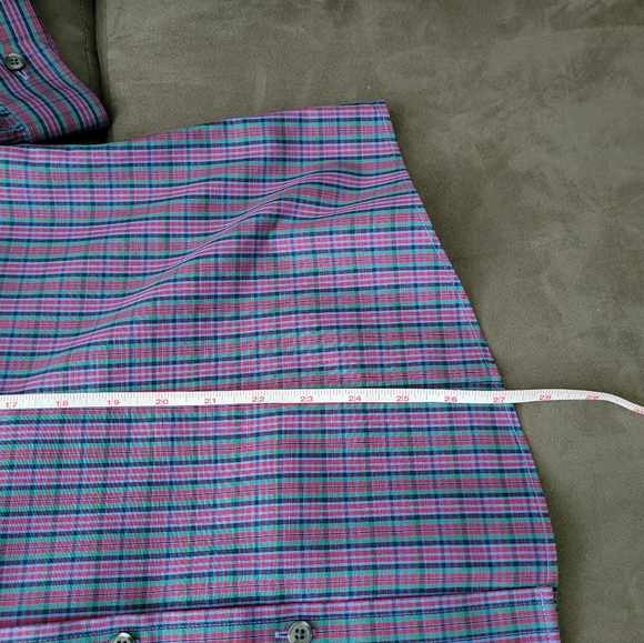 L.L.Bean Wrinkle free top size Large - Picture 7 of 9